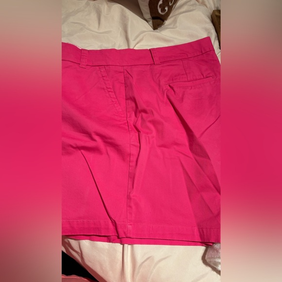 Hot pink Crown & Ivy plus size 18 shorts - Picture 2 of 3